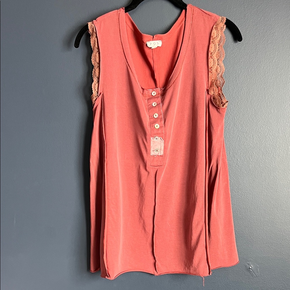 POL Coral Sleeveless Blouse with Lace Trim